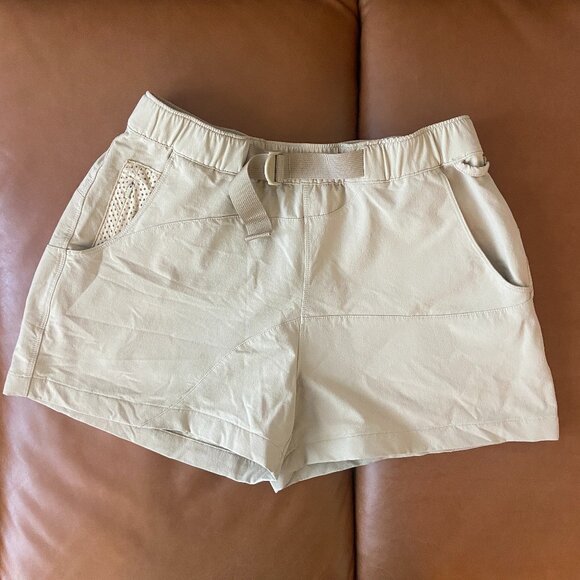 NWOT Outdoor Voices RecTrek 3" Shorts in Mojave - Picture 3 of 4